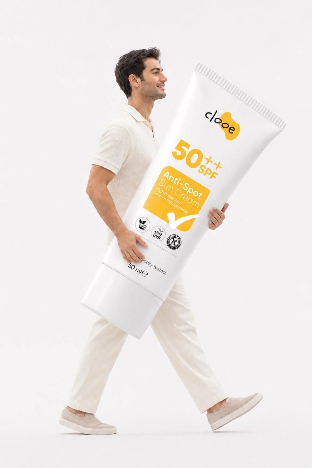 Clooe Yeni Nesil Çift Fazlı Güneş Suyu SPF50 100ml – Işıltı Veren, Leke Karşıtı Formül