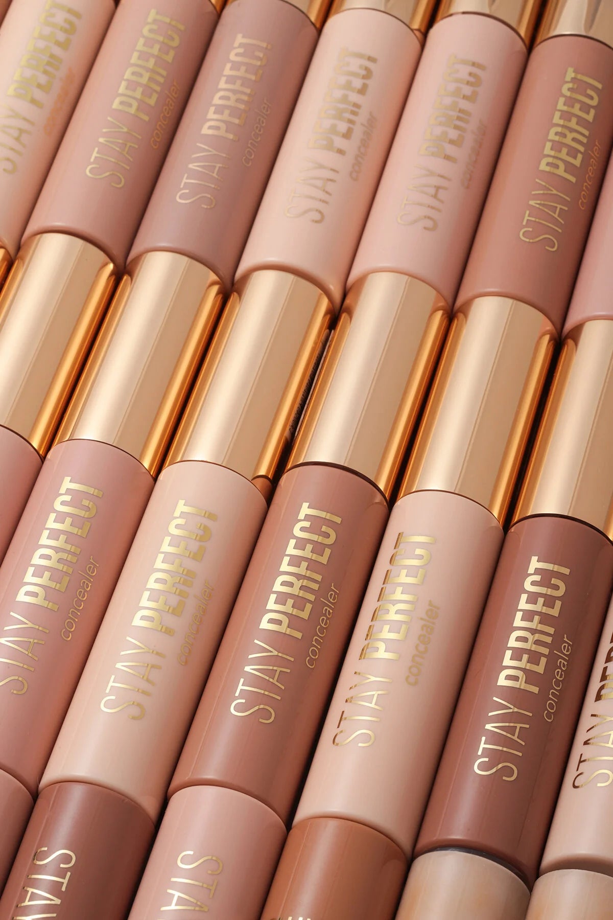 Flormar Stay Perfect Likit Kapatıcı ürün detay görseli