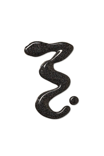 Flormar Glitter Oje Blackstar kullanım görseli